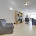 Apartment Modern 3 Bedroom In Central