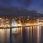 Modern 3 Bedroom In Central Apartment Sliema