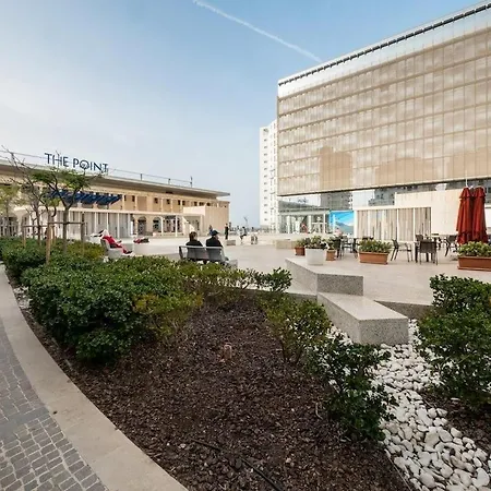 Modern 3 Bedroom In Central Lejlighed