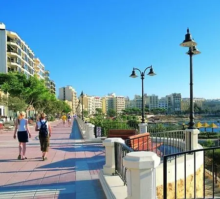 Modern 3 Bedroom In Central Sliema