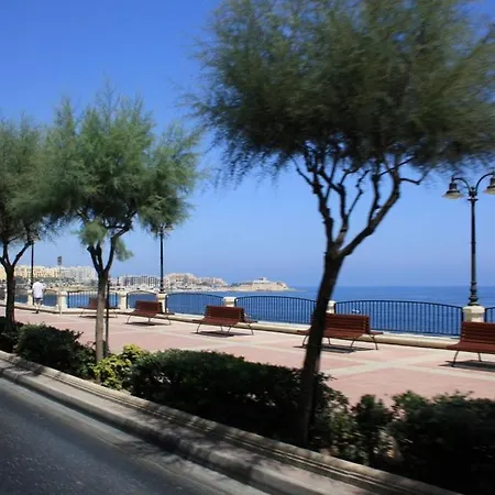 Modern 3 Bedroom In Central * Sliema