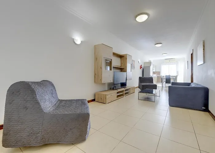 アパート Modern 3 Bedroom In Central